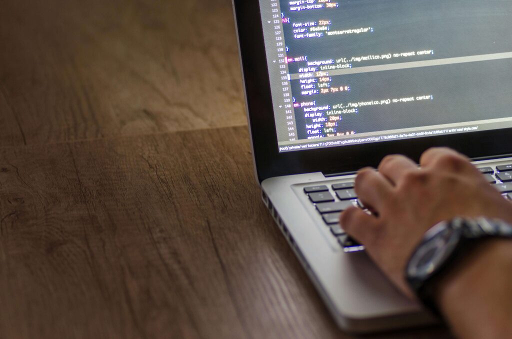 Ordinateur pour programmation informatique